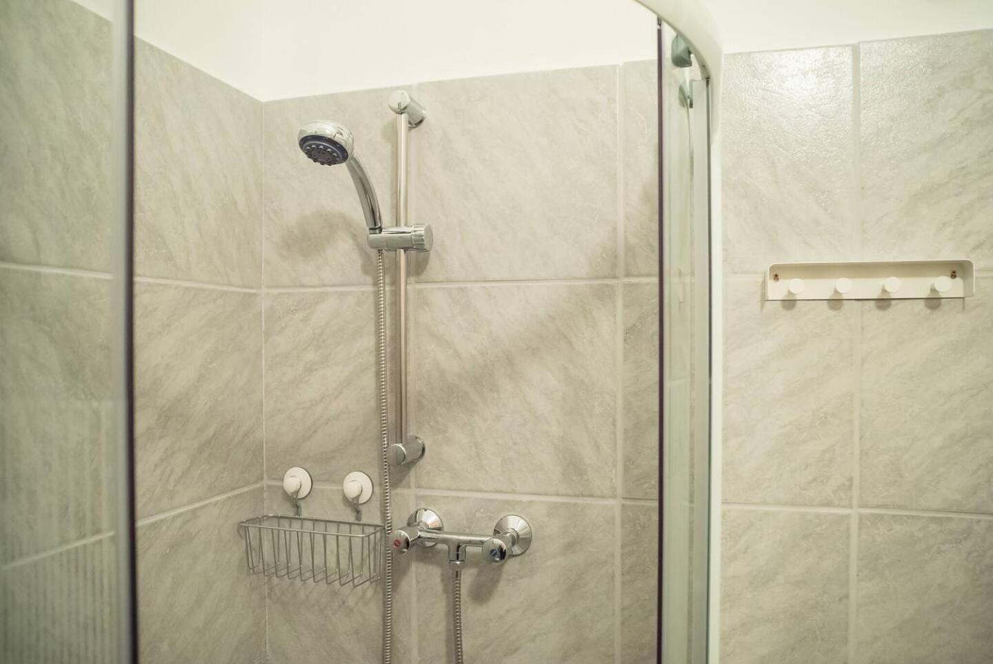 Apartamento Bed'N'Beer Budapest Exterior foto